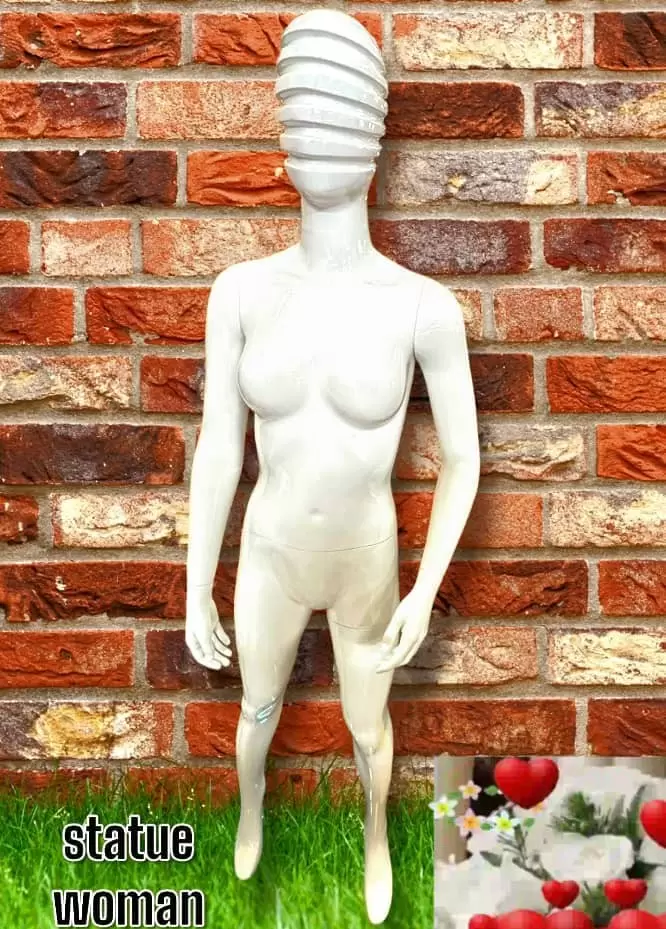 Statue man et woman